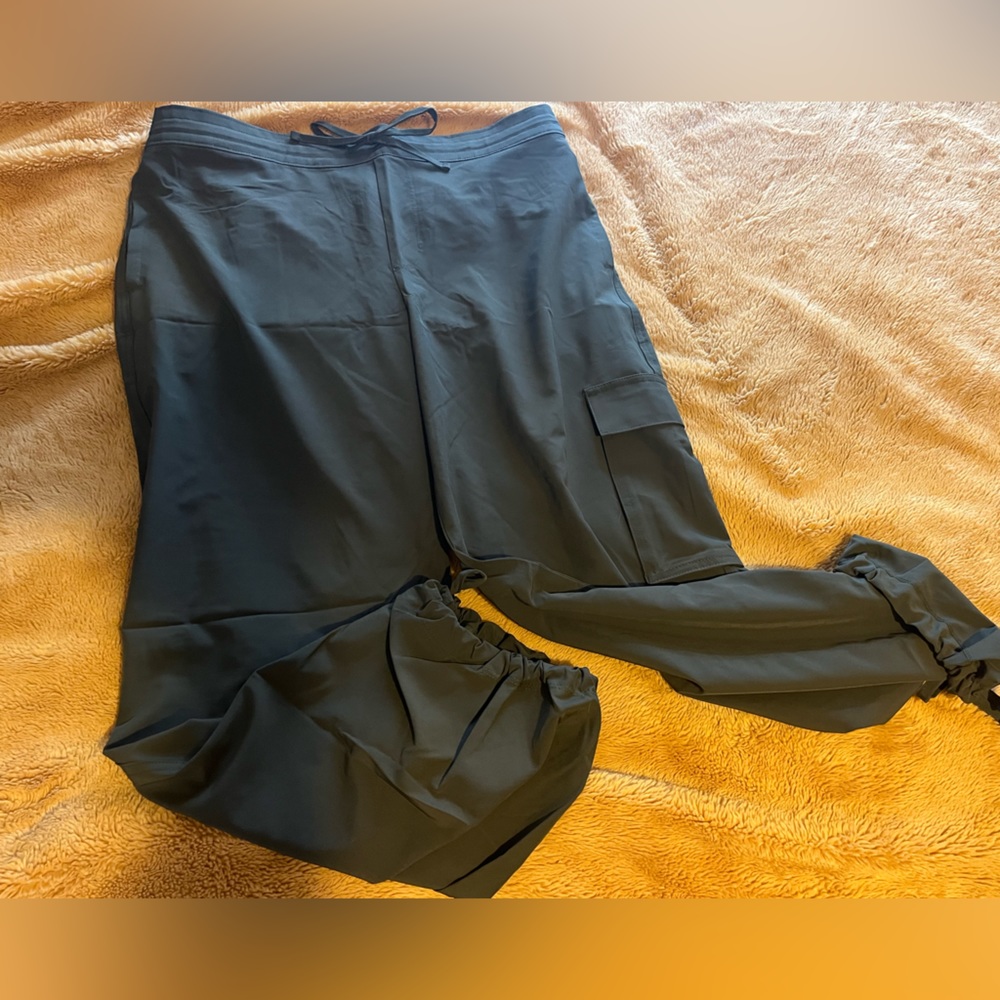 Old Navy Black Cargo Jogger Track Pants